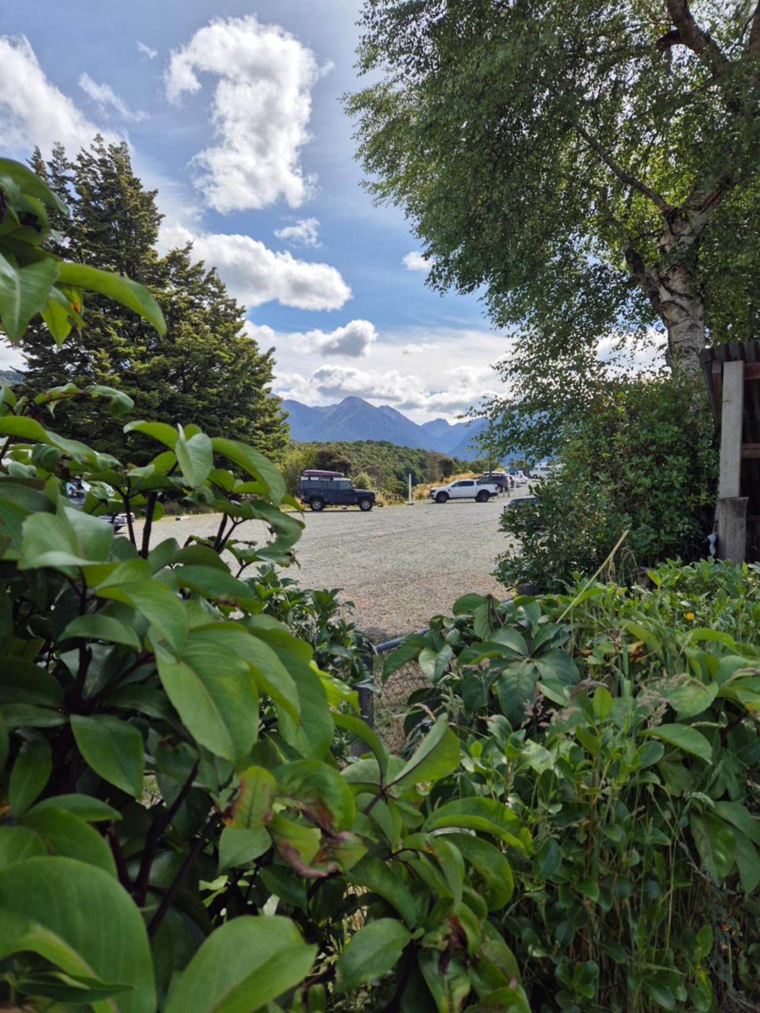 Cosy Getaway In Manapouri Villa Exterior photo